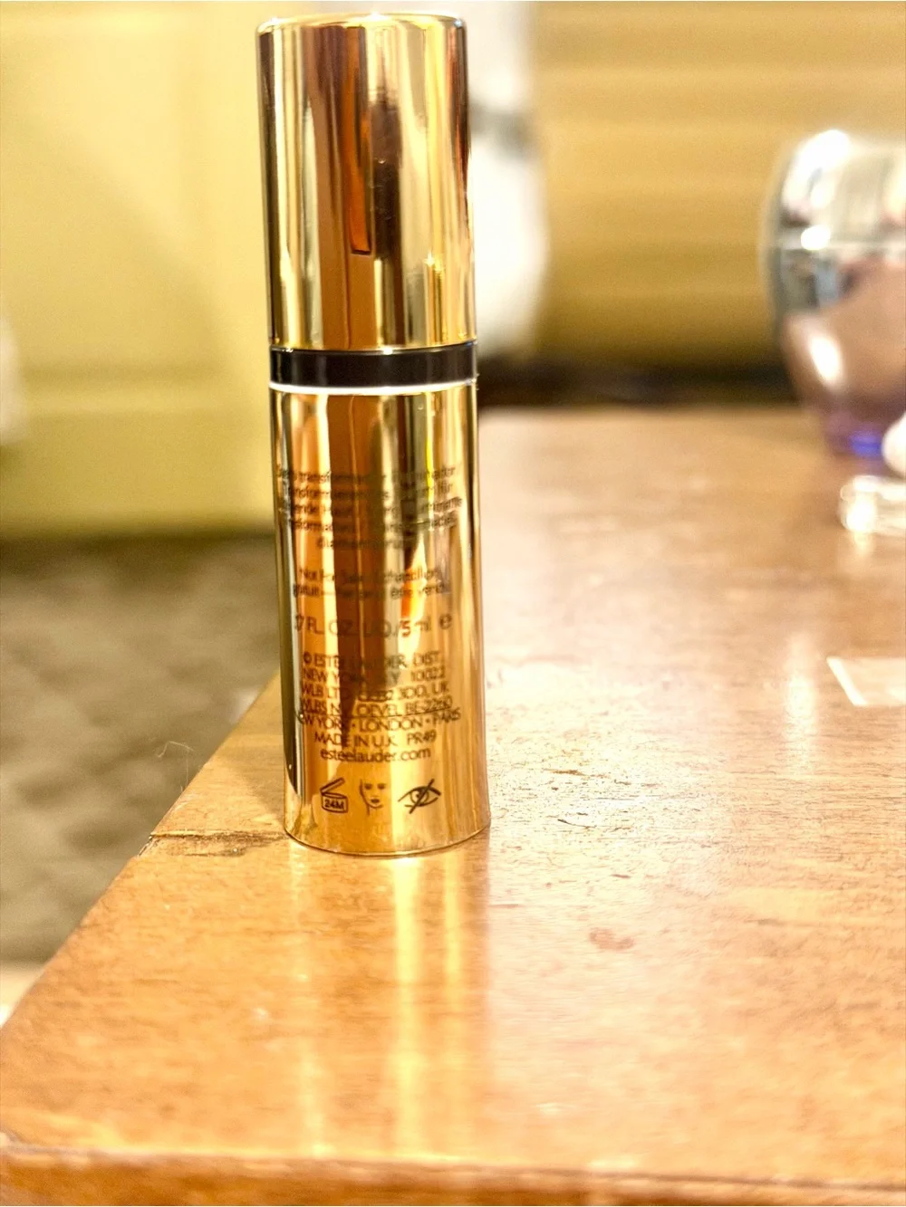 Estée Lauder Best! Re-Nutriv Ultimate Diamond Transformative Brilliance Serum5ml